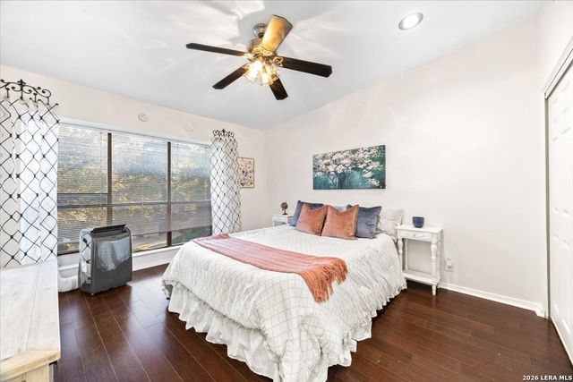 8642 Fredericksburg Rd Apt 704, San Antonio, TX 78240