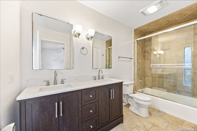 8642 Fredericksburg Rd Apt 704, San Antonio, TX 78240