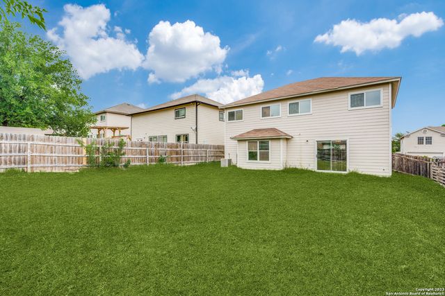 10810 LARSON CAVERN, San Antonio, TX 78254