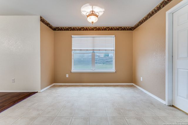 10810 LARSON CAVERN, San Antonio, TX 78254