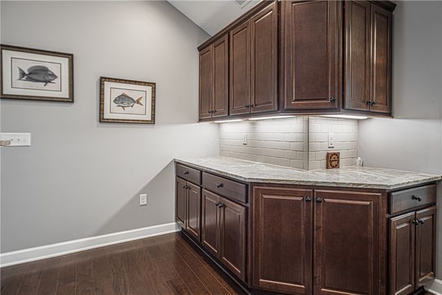 101 Spring Valley Dr, Jackson Twp, PA 16063