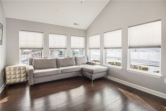 101 Spring Valley Dr, Jackson Twp, PA 16063