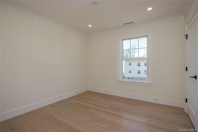 7 Victoria Lane B, Yonkers, NY 10701