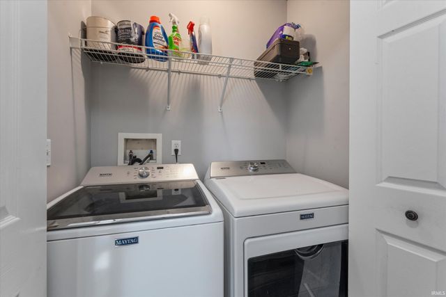 732 Prism Valley Drive, Mishawaka, IN 46544
