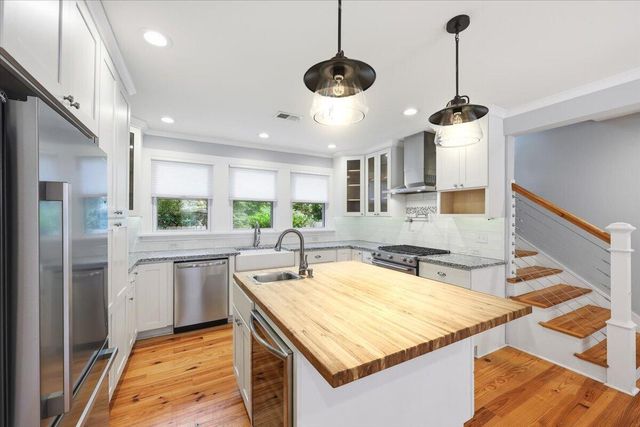 494 Woodland Shores Road, Charleston, SC 29412