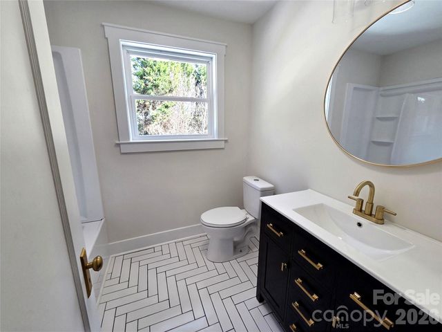 1809 W C Street, Kannapolis, NC 28081