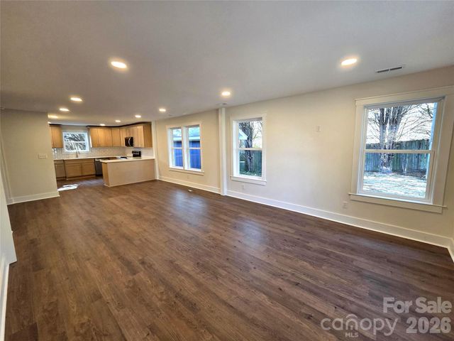 1809 W C Street, Kannapolis, NC 28081