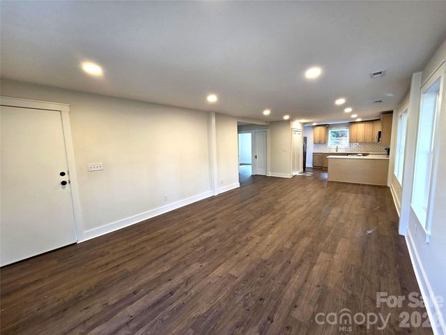 1809 W C Street, Kannapolis, NC 28081