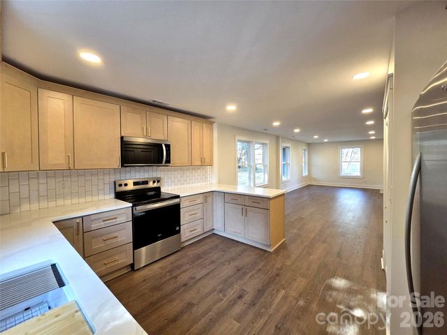 1809 W C Street, Kannapolis, NC 28081