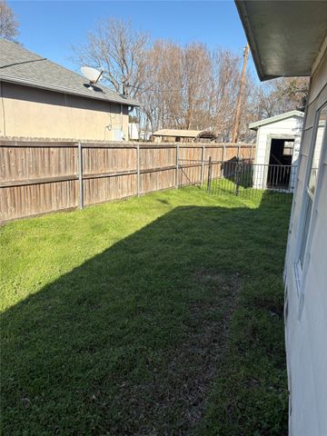 205 Old Highway 34, Quinlan, TX 75474