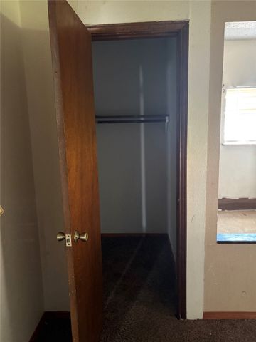 205 Old Highway 34, Quinlan, TX 75474