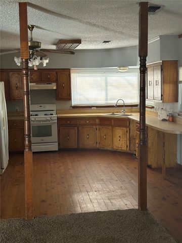 205 Old Highway 34, Quinlan, TX 75474