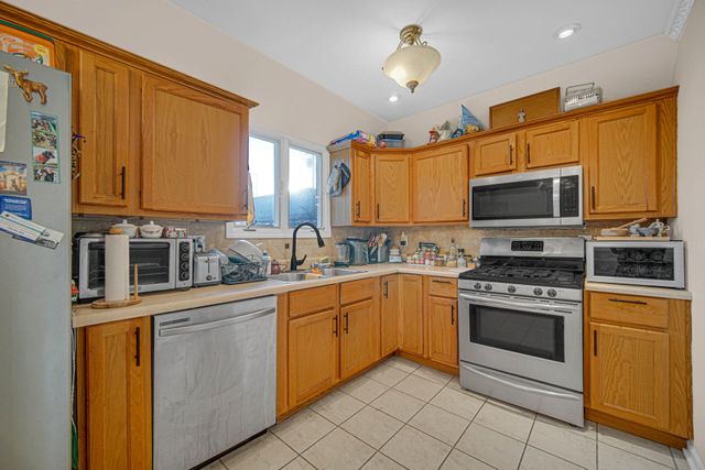 7933 Jefferson Avenue 4b, Munster, IN 46321
