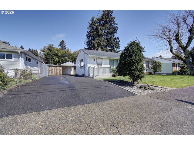 12429 Se MILL Ct, Portland, OR 97233