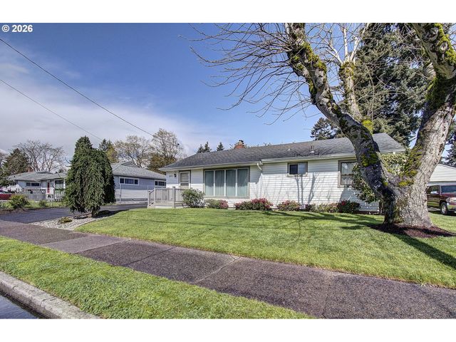 12429 Se MILL Ct, Portland, OR 97233