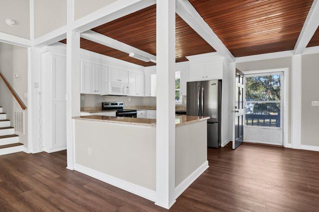 3313 Myrtle Street, Edisto Island, SC 29438