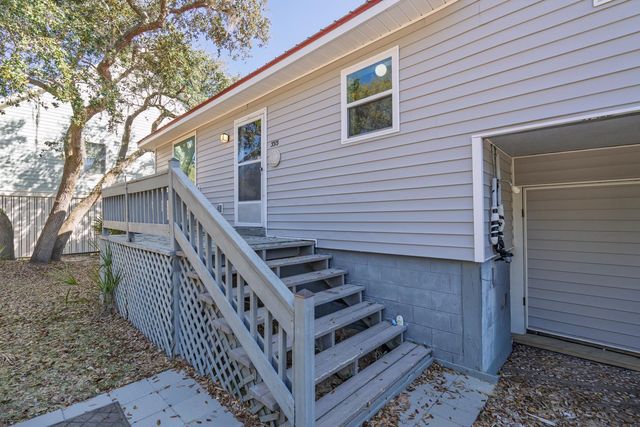 3313 Myrtle Street, Edisto Island, SC 29438