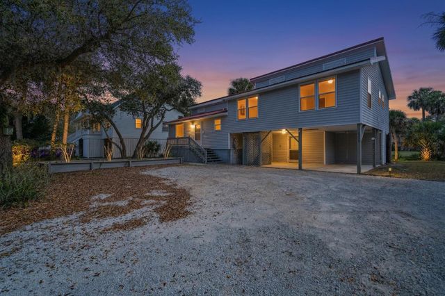 3313 Myrtle Street, Edisto Island, SC 29438