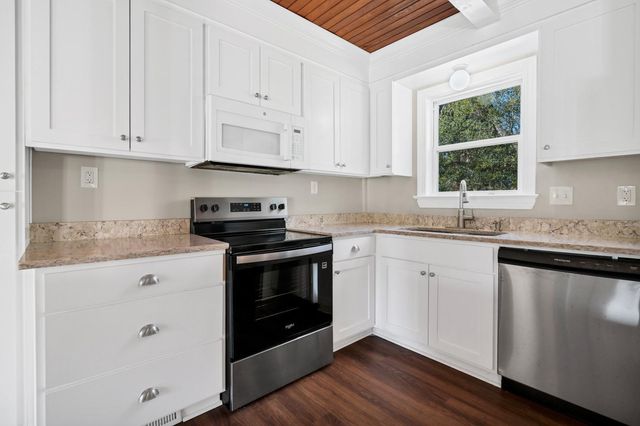 3313 Myrtle Street, Edisto Island, SC 29438