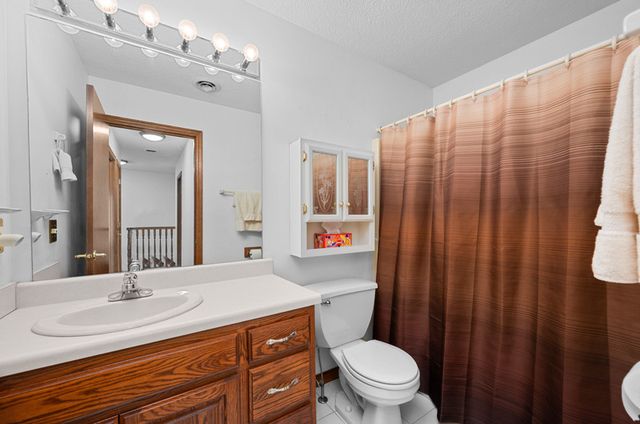 800 8th Street S, Eldridge, IA 52748