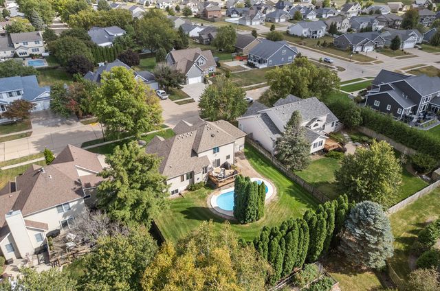 800 8th Street S, Eldridge, IA 52748