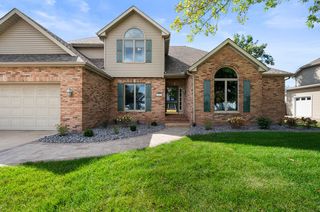 800 8th Street S, Eldridge, IA 52748