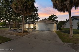 3230 HAMPSTEAD Drive, Jacksonville, FL 32225