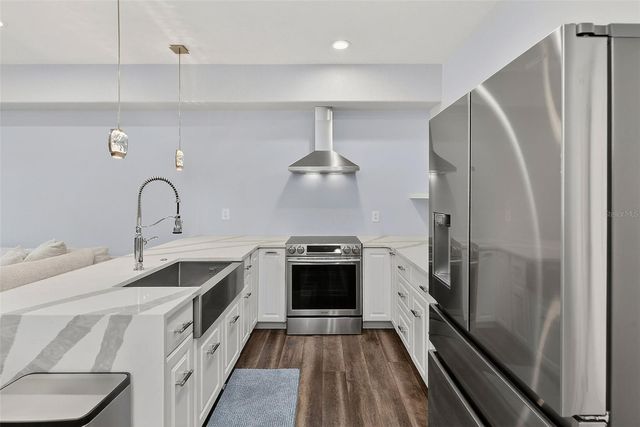 3410 26TH AVENUE E, Bradenton, FL 34208