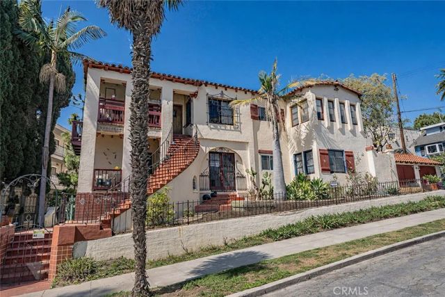 3 Euclid Avenue, Long Beach, CA 90803