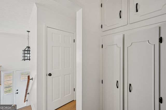 1041 Cooper Lane, Rutledge, GA 30663