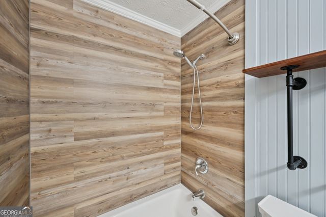 1041 Cooper Lane, Rutledge, GA 30663