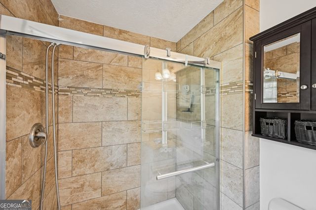 1041 Cooper Lane, Rutledge, GA 30663