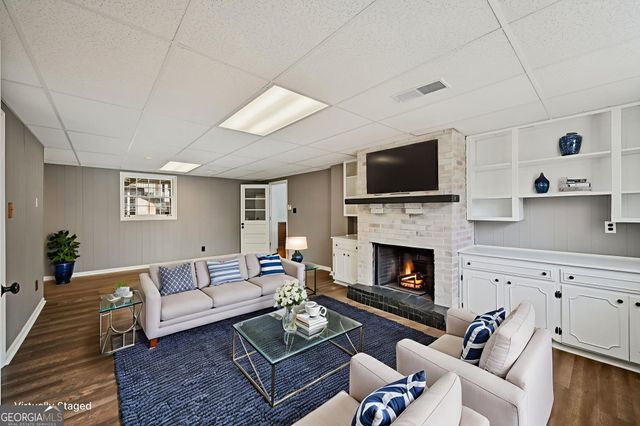 1041 Cooper Lane, Rutledge, GA 30663