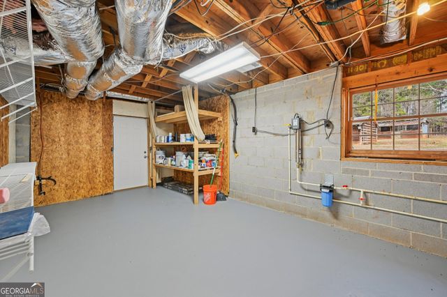 1041 Cooper Lane, Rutledge, GA 30663