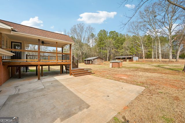 1041 Cooper Lane, Rutledge, GA 30663