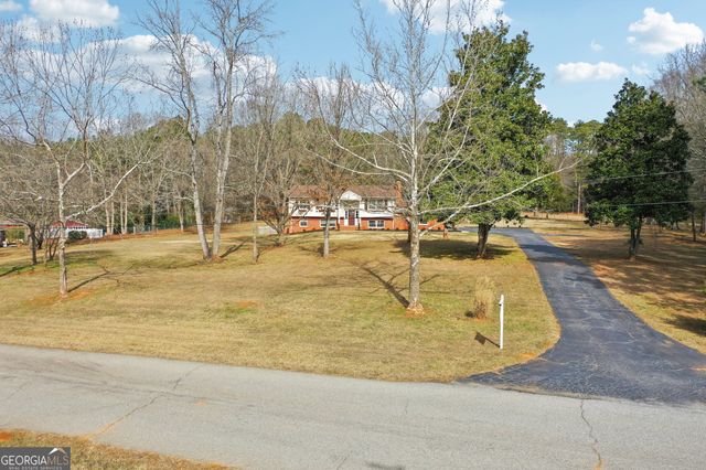 1041 Cooper Lane, Rutledge, GA 30663