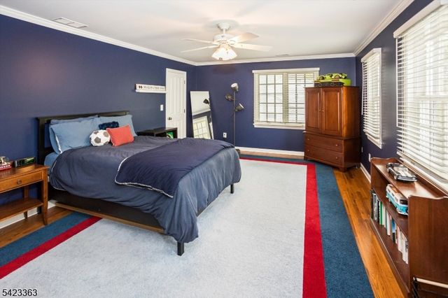 12 Red Oak Row, Chester Twp., NJ 07930