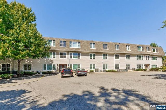 253 Park Avenue 307, Rutherford, NJ 07070
