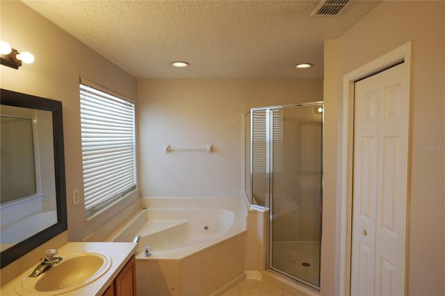 832 MAGNOLIA CREEK CIRCLE, Orlando, FL 32828