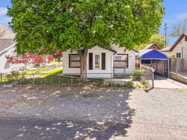 322 Jackson, Twin Falls, ID 83301
