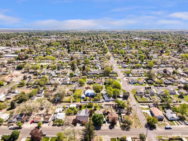 322 Jackson, Twin Falls, ID 83301