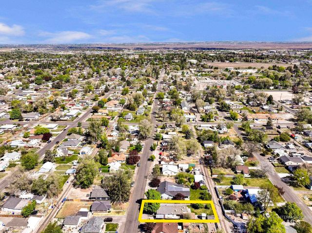 322 Jackson, Twin Falls, ID 83301