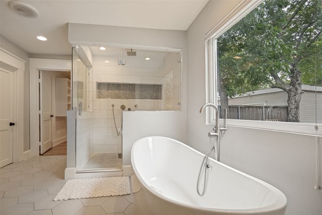 5621 Tremont Street, Dallas, TX 75214