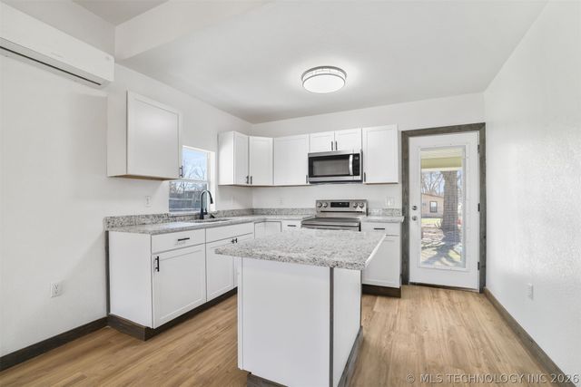 421 W Arkansas, Durant, OK 74701