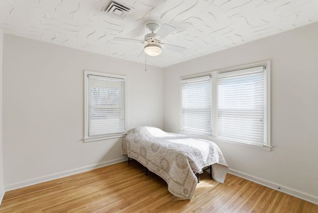 333 N Ridgewood Dr, Wichita, KS 67208