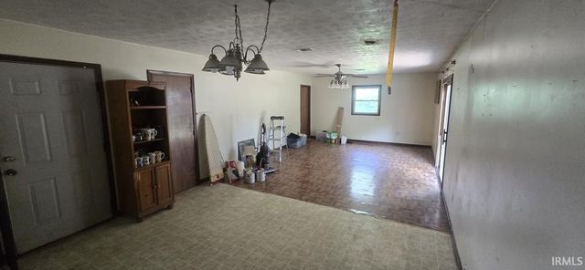 1515 Macarthur Drive, Evansville, IN 47714