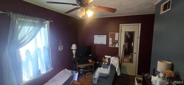 1515 Macarthur Drive, Evansville, IN 47714
