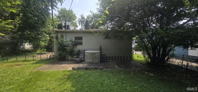 1515 Macarthur Drive, Evansville, IN 47714