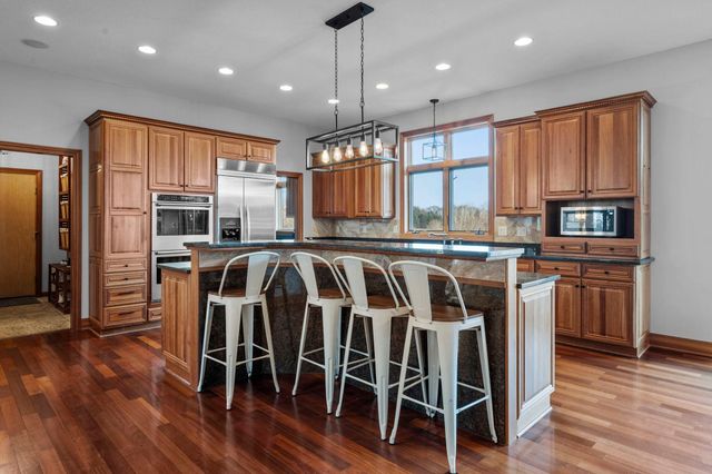 14215 Waconia Street NE, Ham Lake, MN 55304