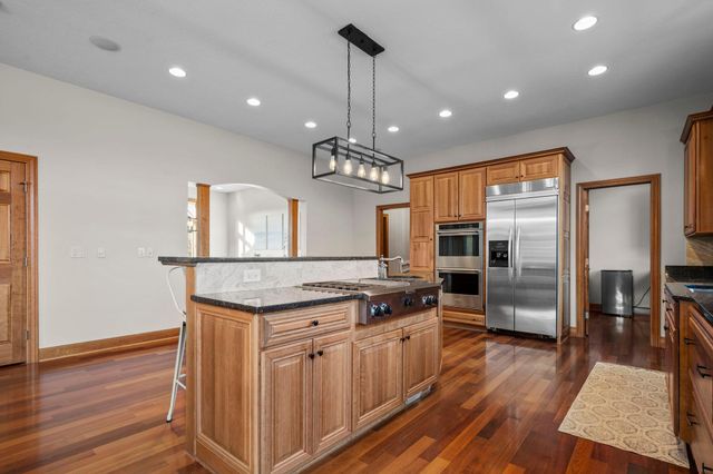 14215 Waconia Street NE, Ham Lake, MN 55304